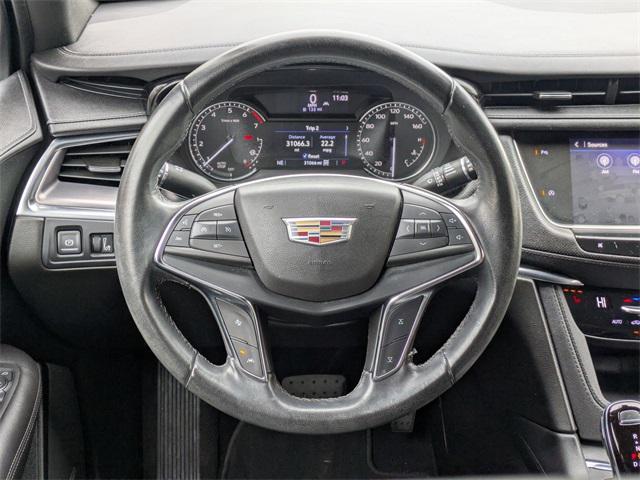 used 2022 Cadillac XT5 car, priced at $33,900