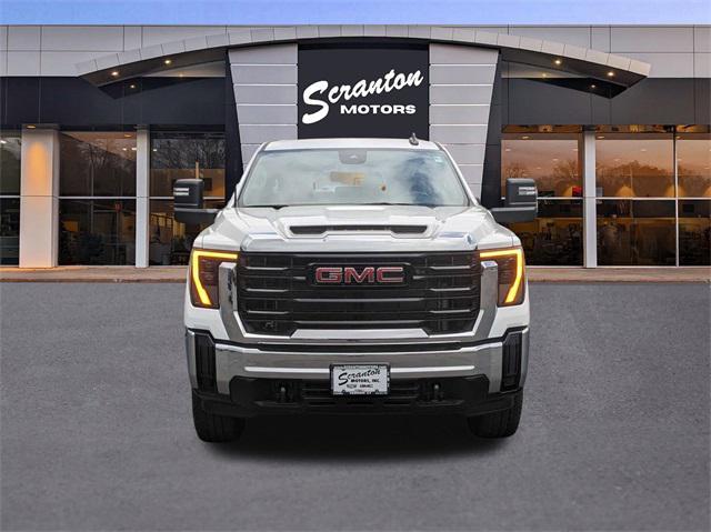 new 2024 GMC Sierra 3500 car, priced at $59,305