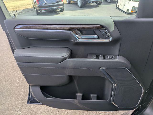 new 2025 GMC Sierra 1500 car, priced at $57,830