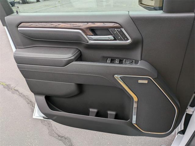 new 2025 GMC Sierra 2500 car, priced at $70,745