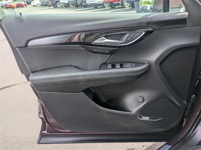 used 2025 Buick Envision car, priced at $33,397