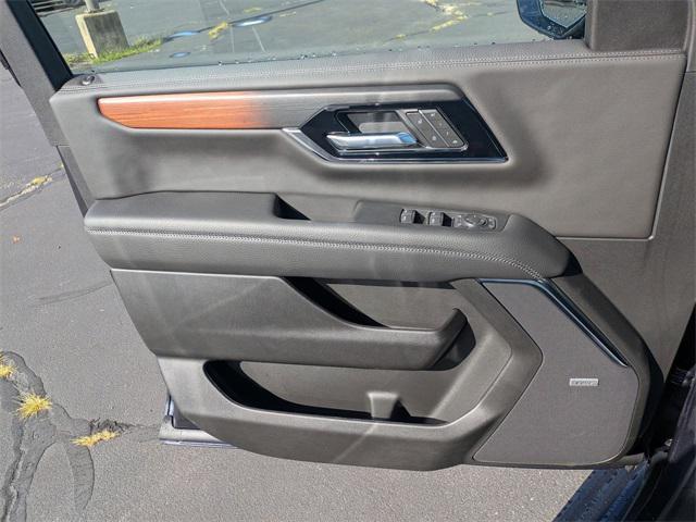 new 2025 GMC Yukon XL car, priced at $99,470