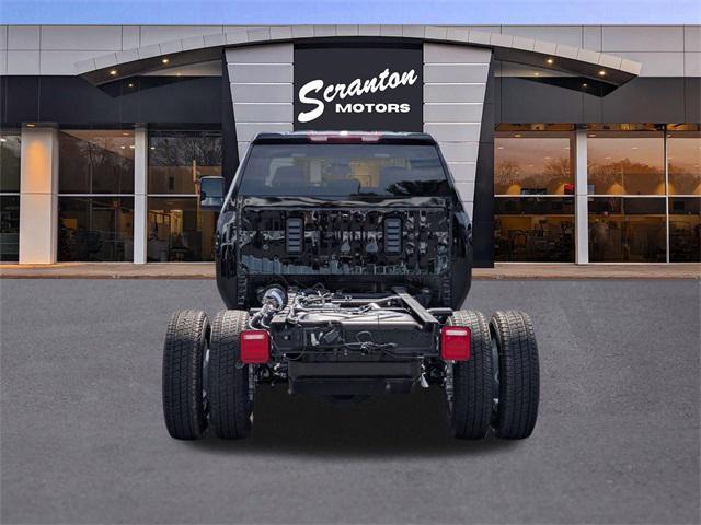 new 2025 GMC Sierra 3500 car, priced at $56,623