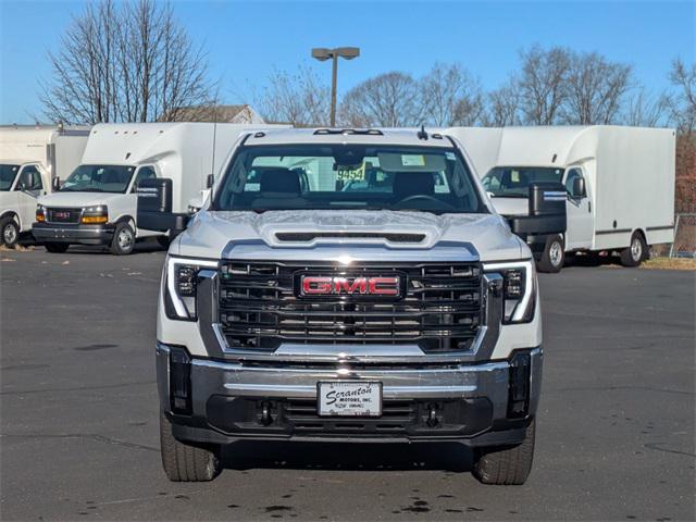 new 2025 GMC Sierra 3500 car, priced at $52,023