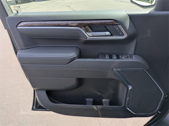 new 2025 GMC Sierra 1500 car, priced at $51,585