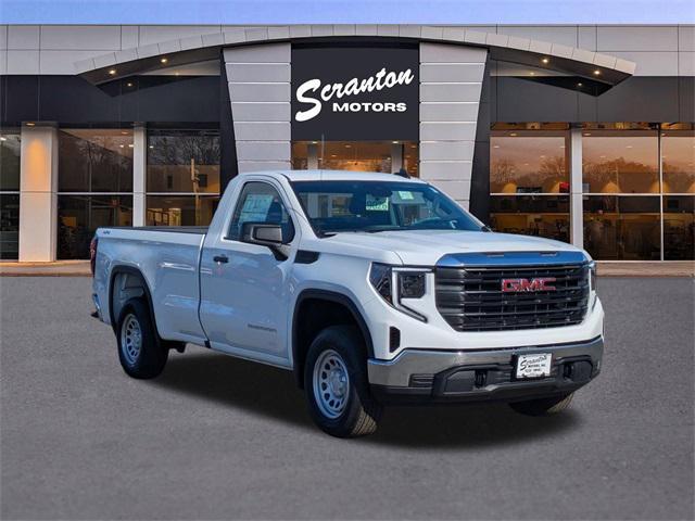 new 2025 GMC Sierra 1500 car, priced at $42,730