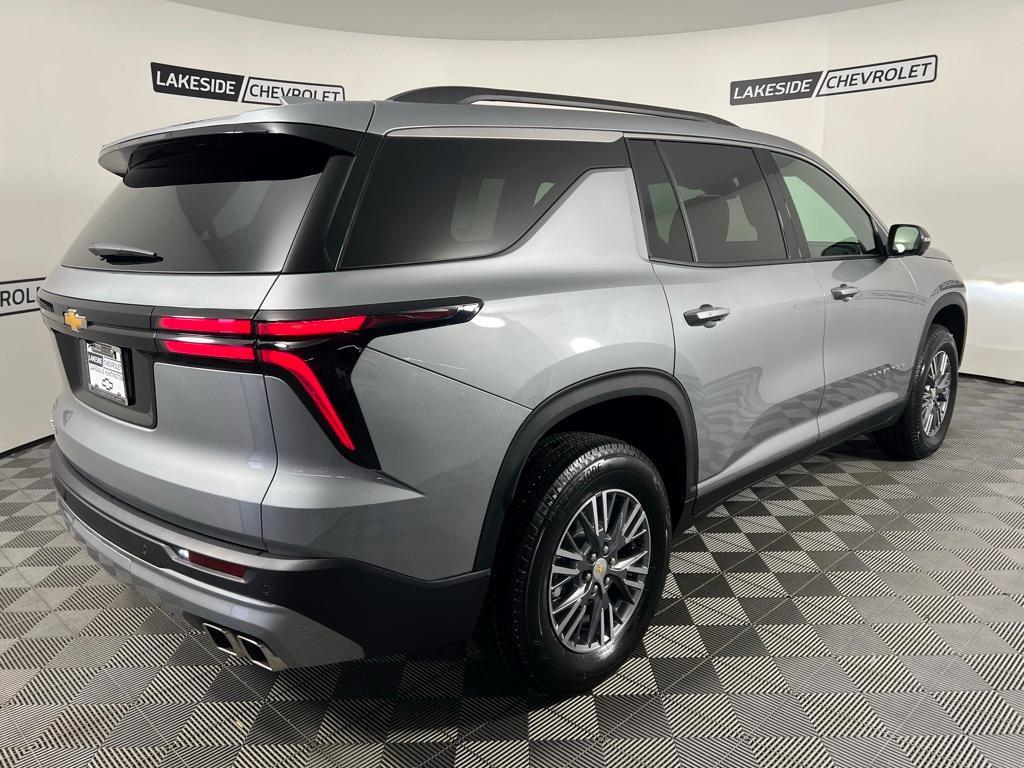 new 2025 Chevrolet Traverse car, priced at $43,045