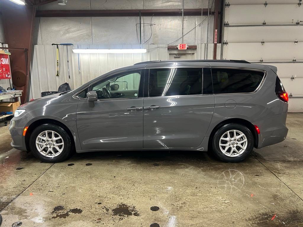 used 2022 Chrysler Pacifica car, priced at $20,995