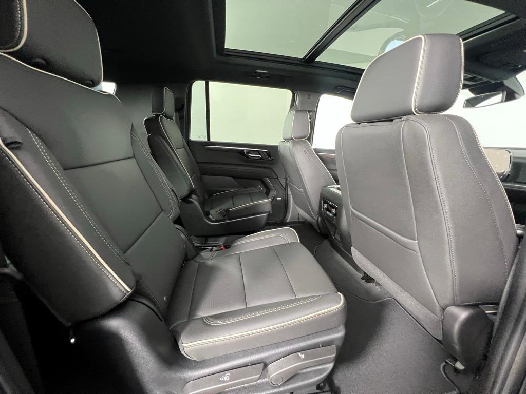 new 2025 Chevrolet Suburban car, priced at $86,355
