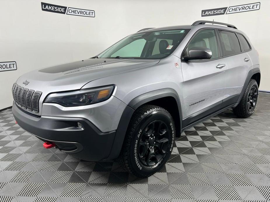 used 2019 Jeep Cherokee car, priced at $16,777