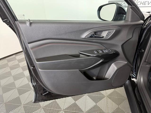 new 2025 Chevrolet Trax car, priced at $26,690