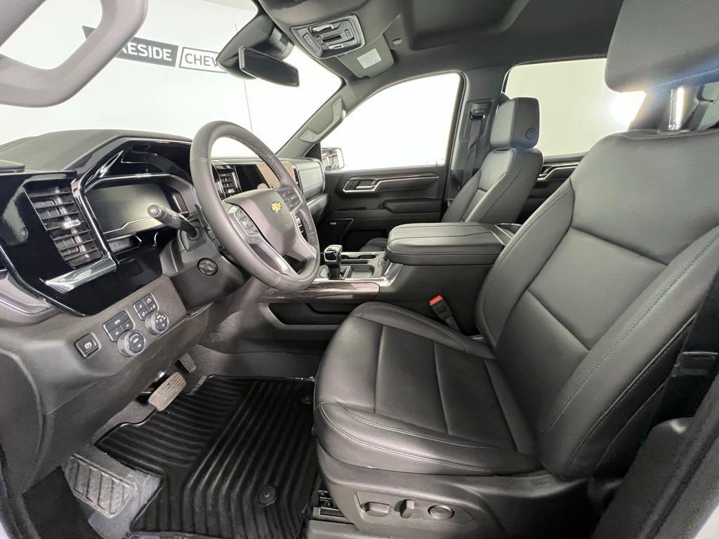 used 2025 Chevrolet Silverado 1500 car, priced at $55,755