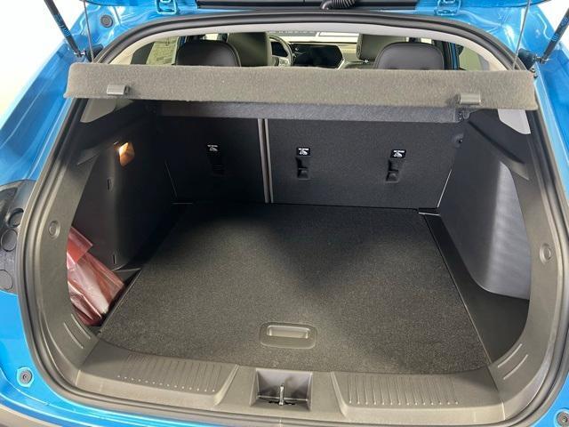 new 2025 Chevrolet Trax car, priced at $27,085