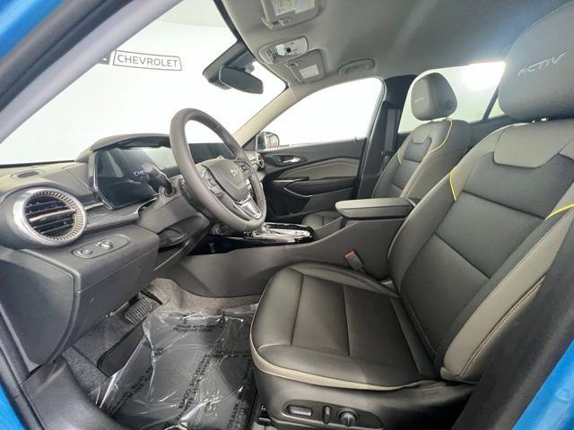 new 2025 Chevrolet Trax car, priced at $27,085