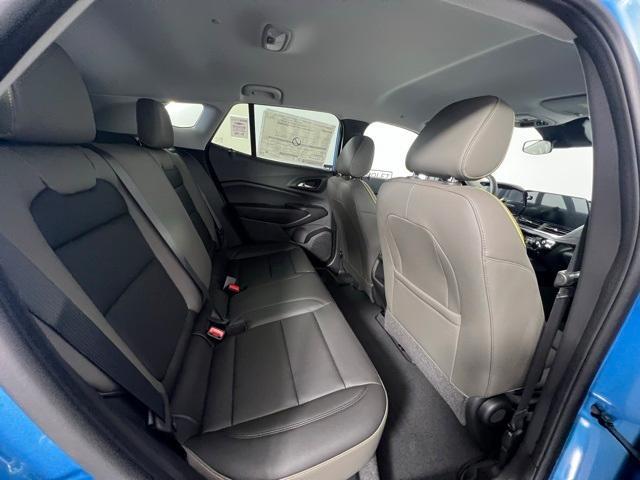 new 2025 Chevrolet Trax car, priced at $27,085