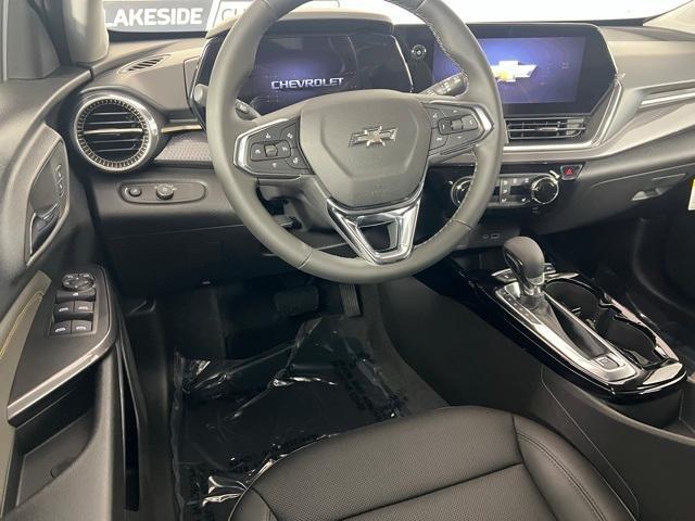 new 2025 Chevrolet Trax car, priced at $27,085