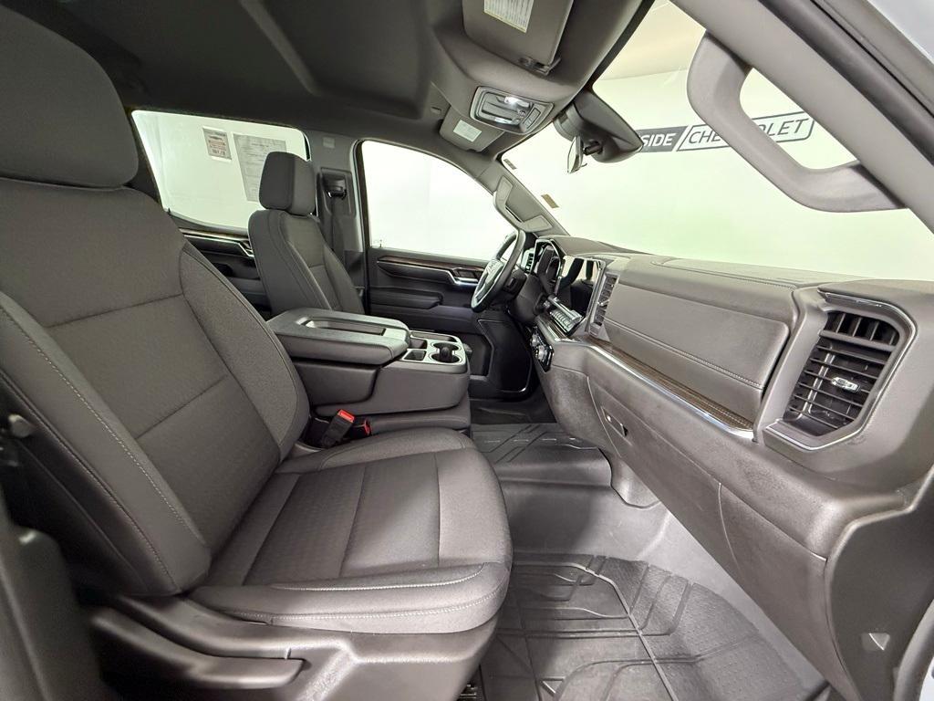 used 2024 Chevrolet Silverado 1500 car, priced at $39,999