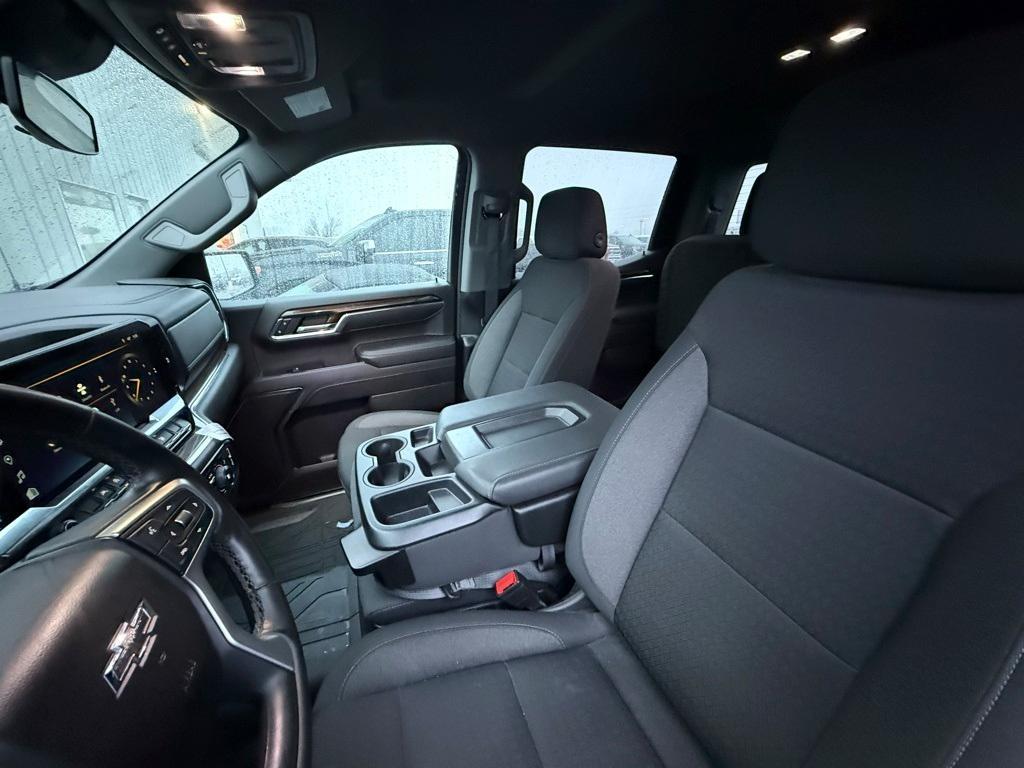used 2024 Chevrolet Silverado 1500 car, priced at $40,995