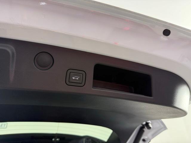 new 2026 Chevrolet Equinox car, priced at $35,809