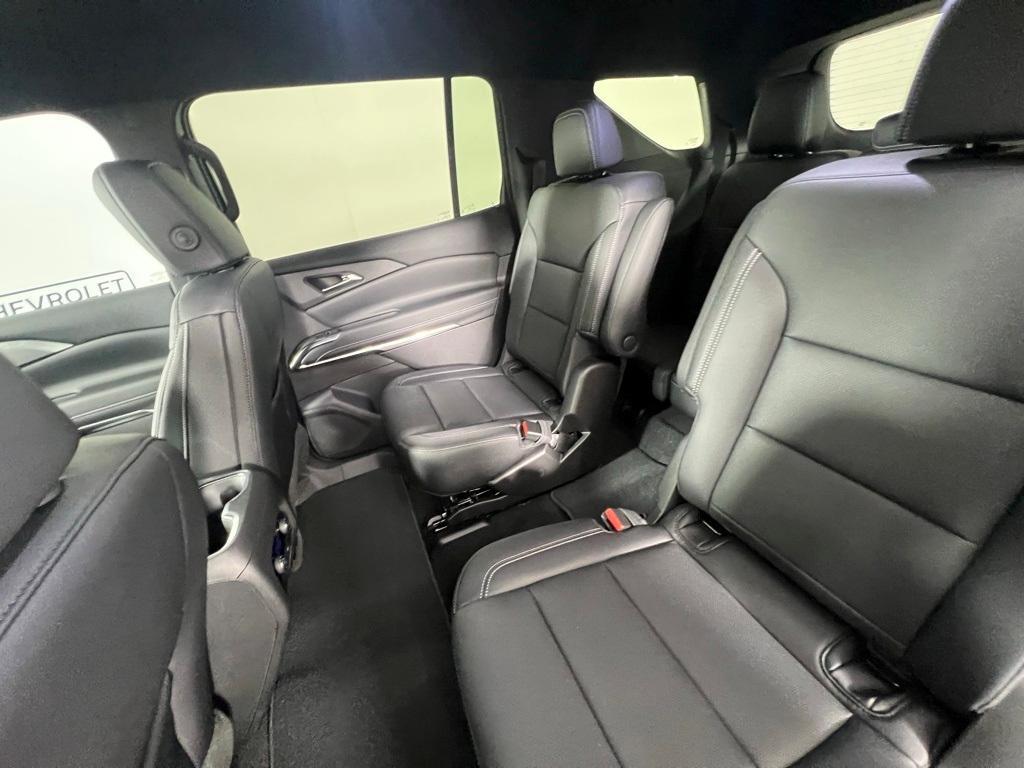 new 2025 Chevrolet Traverse car, priced at $43,195
