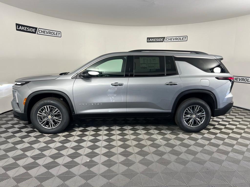 new 2025 Chevrolet Traverse car, priced at $43,195
