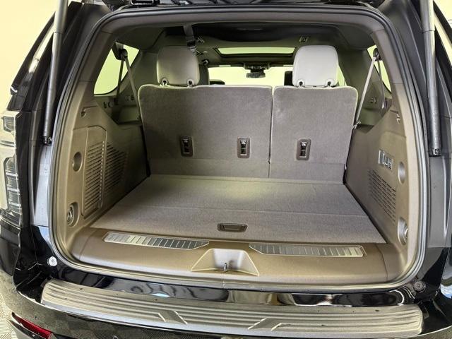 new 2026 Chevrolet Suburban car, priced at $81,027