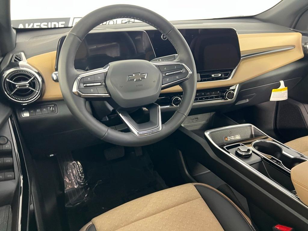 new 2026 Chevrolet Equinox car, priced at $38,290