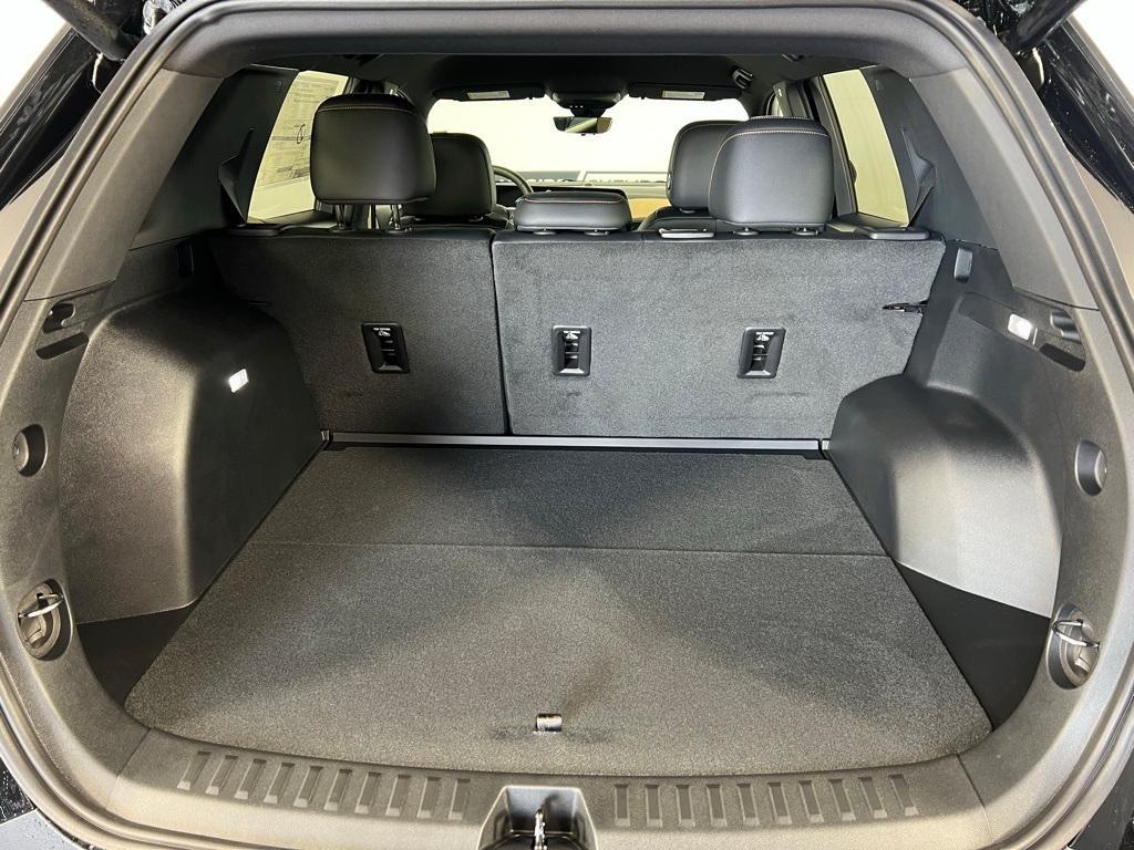 new 2026 Chevrolet Equinox car, priced at $38,290