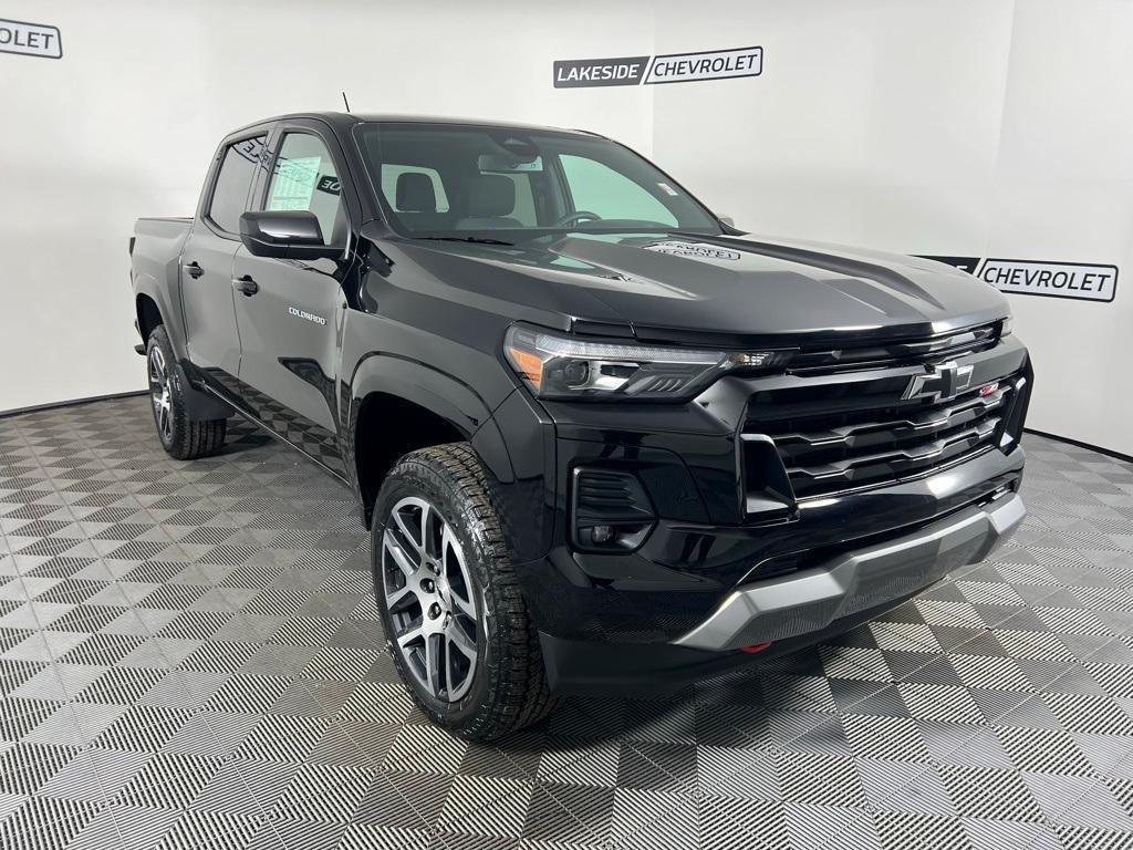 new 2024 Chevrolet Colorado car, priced at $45,330