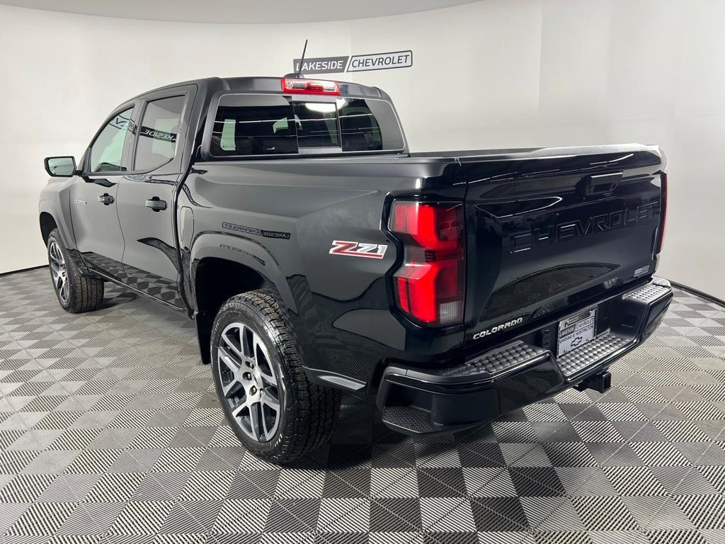 new 2024 Chevrolet Colorado car, priced at $45,330