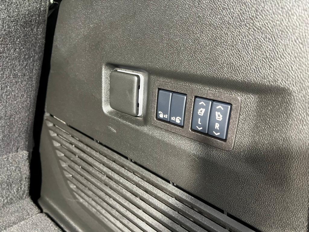used 2025 Chevrolet Tahoe car, priced at $78,995