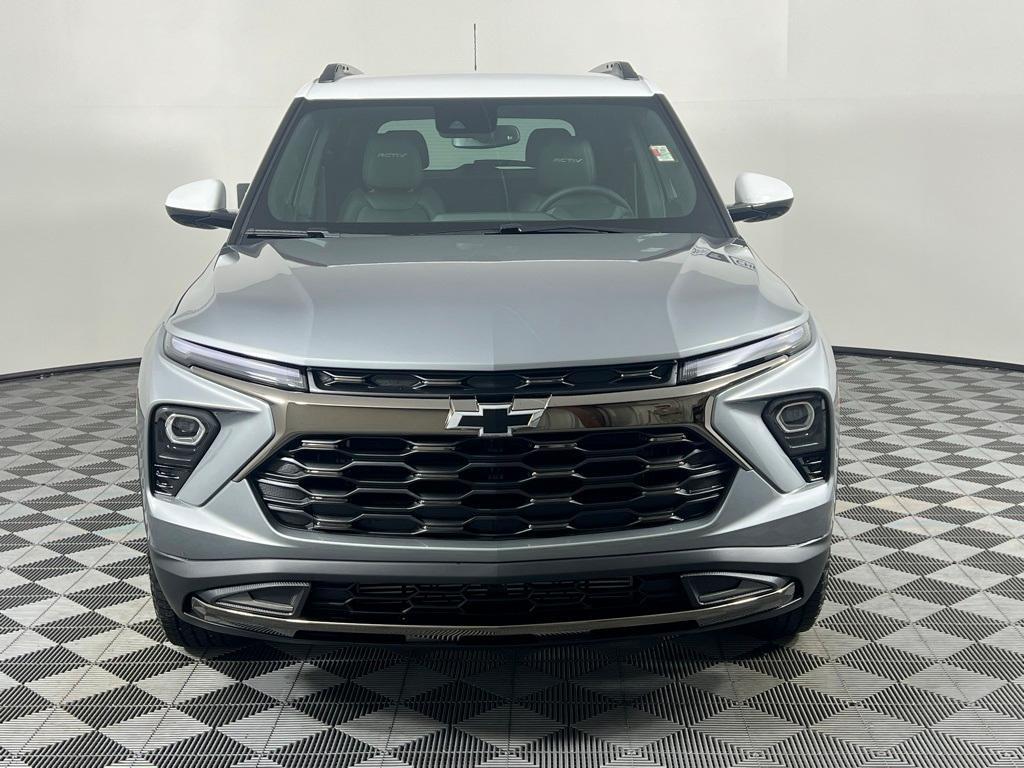 new 2025 Chevrolet TrailBlazer car, priced at $30,585