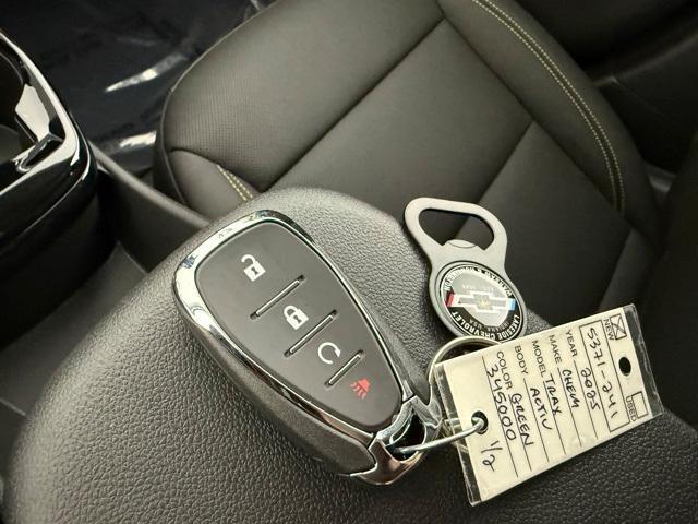 new 2025 Chevrolet Trax car, priced at $26,115