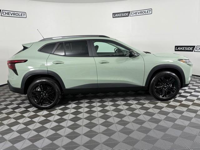 new 2025 Chevrolet Trax car, priced at $26,115