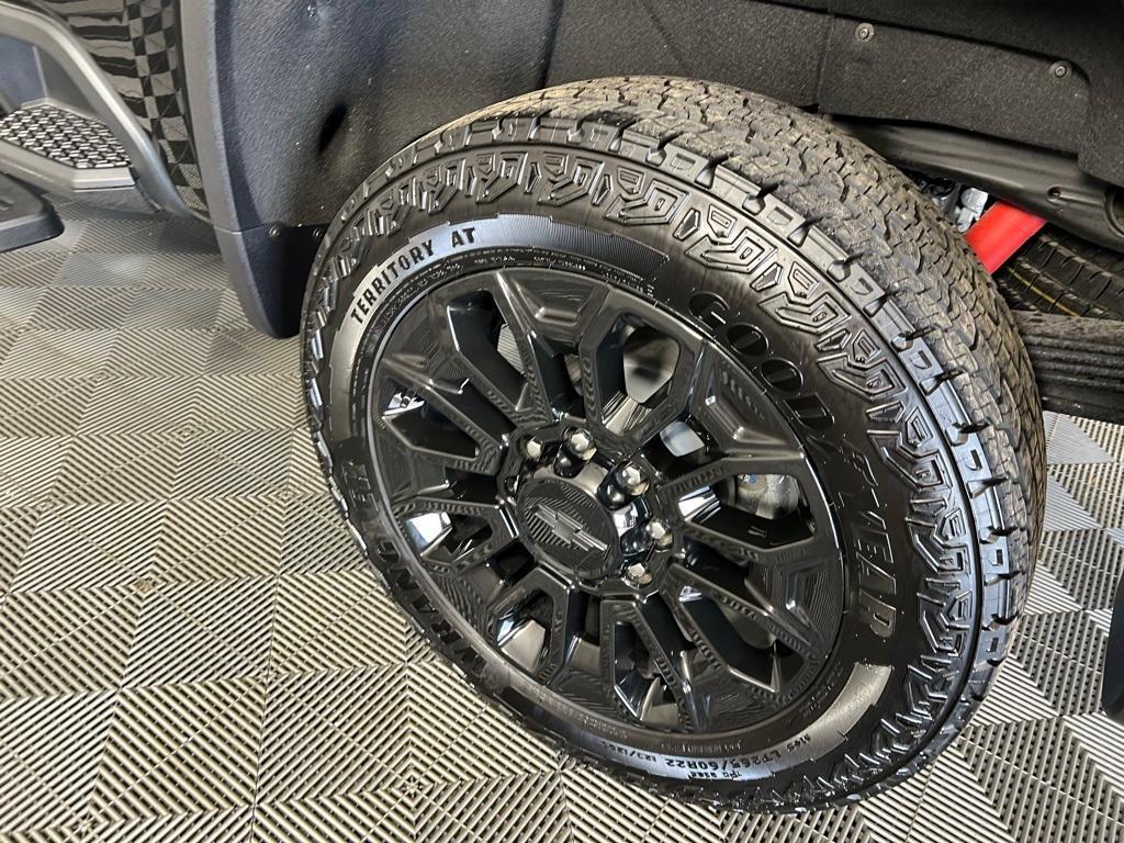 new 2025 Chevrolet Silverado 2500 car, priced at $82,995