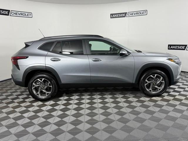 new 2025 Chevrolet Trax car, priced at $25,485
