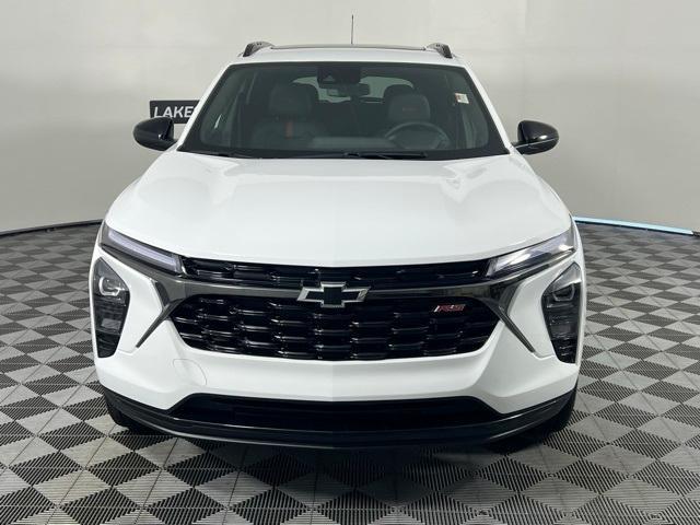 new 2025 Chevrolet Trax car, priced at $27,585