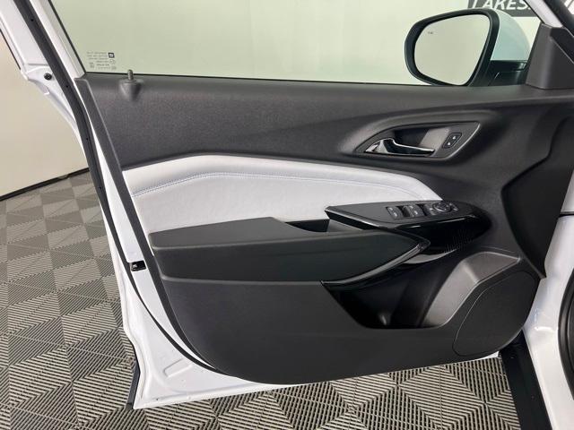 new 2025 Chevrolet Trax car, priced at $24,904