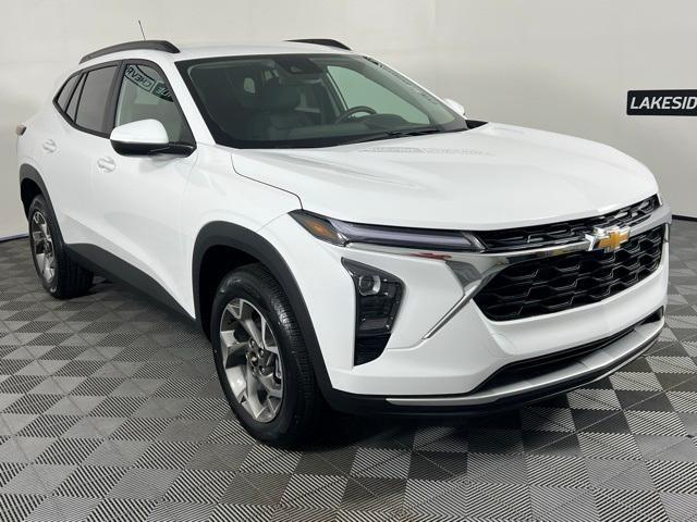 new 2025 Chevrolet Trax car, priced at $24,904