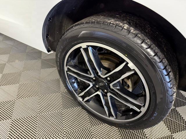 used 2019 Ford Expedition car, priced at $26,999