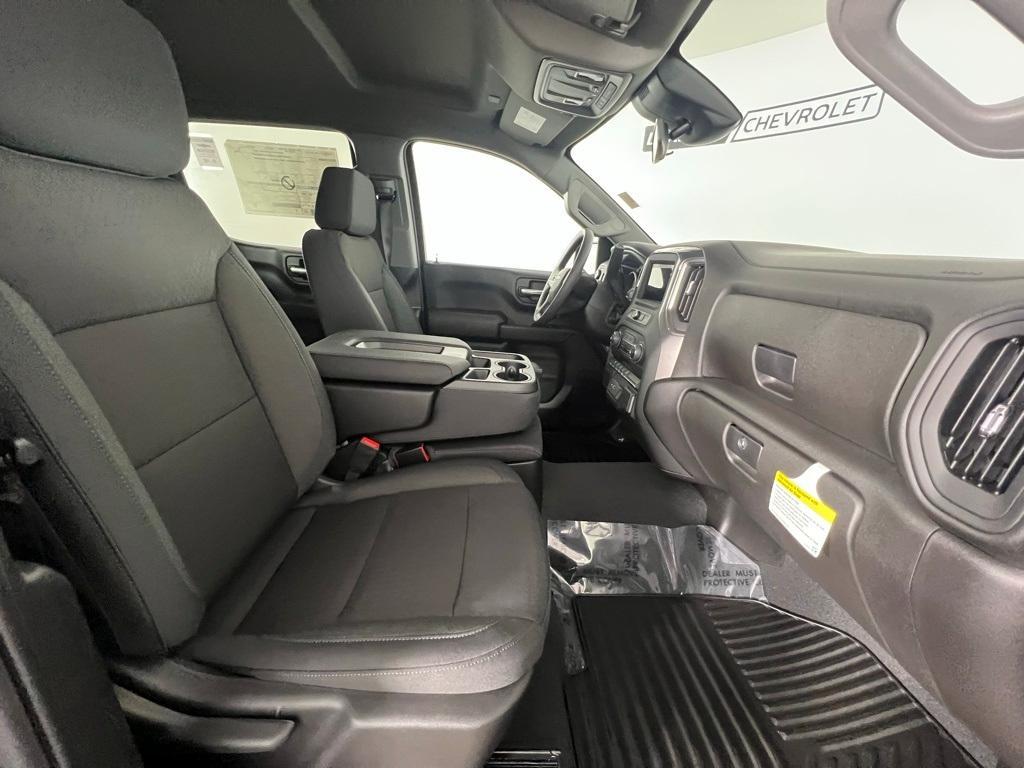 new 2025 Chevrolet Silverado 1500 car, priced at $48,570