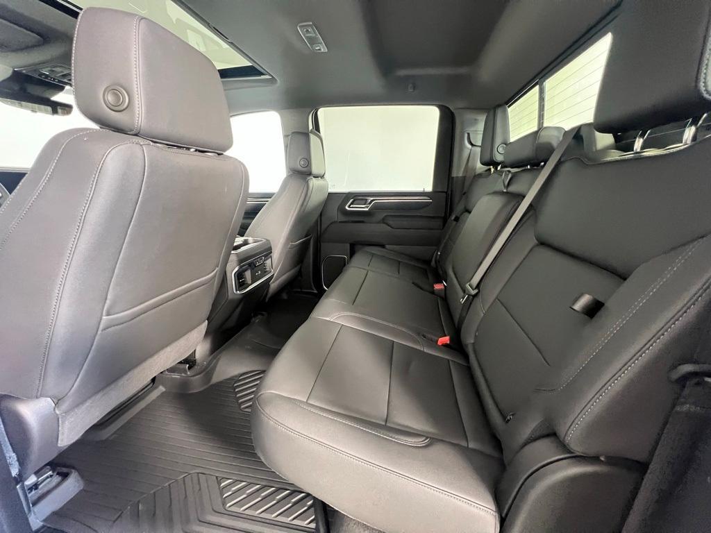 new 2025 Chevrolet Silverado 2500 car, priced at $86,065