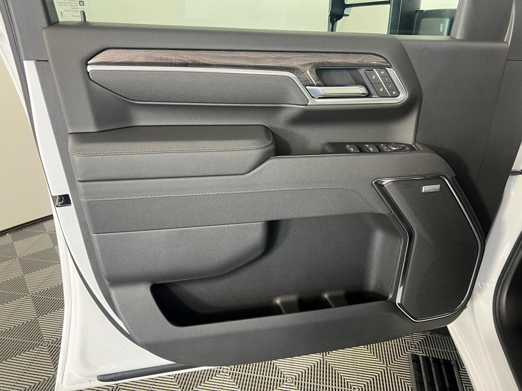 new 2025 Chevrolet Silverado 2500 car, priced at $86,065