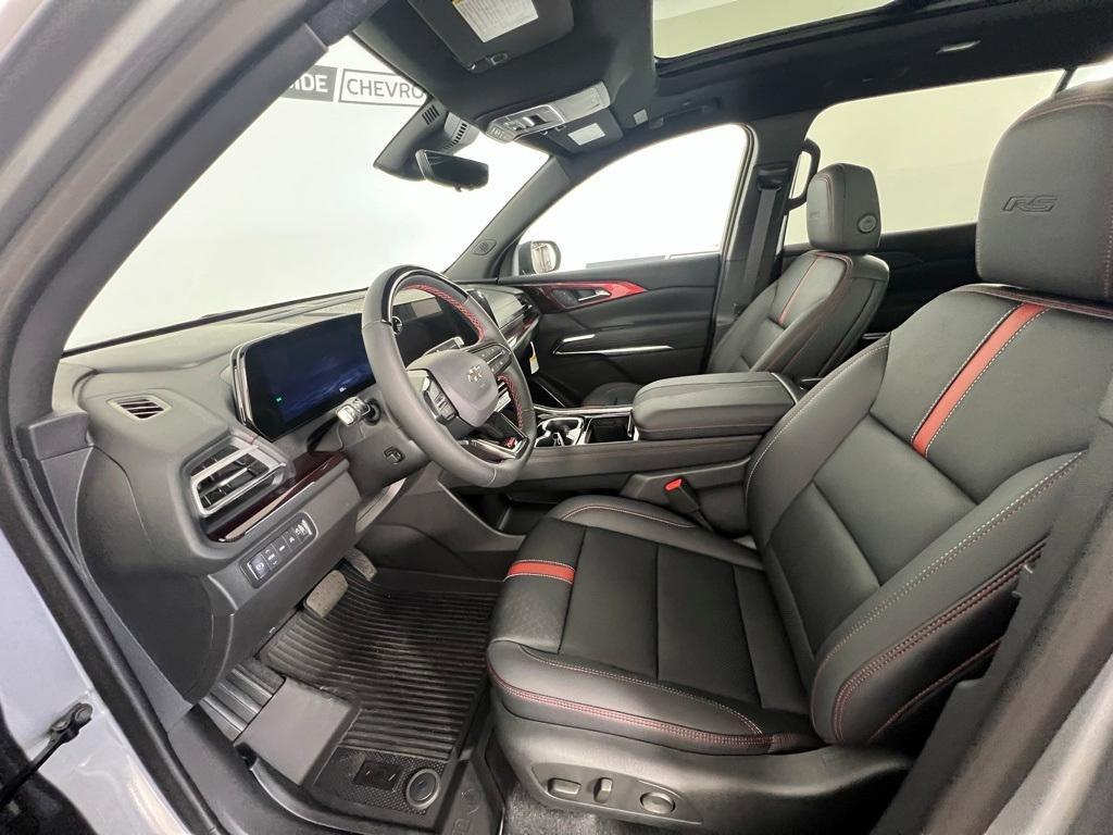 new 2025 Chevrolet Traverse car, priced at $60,664
