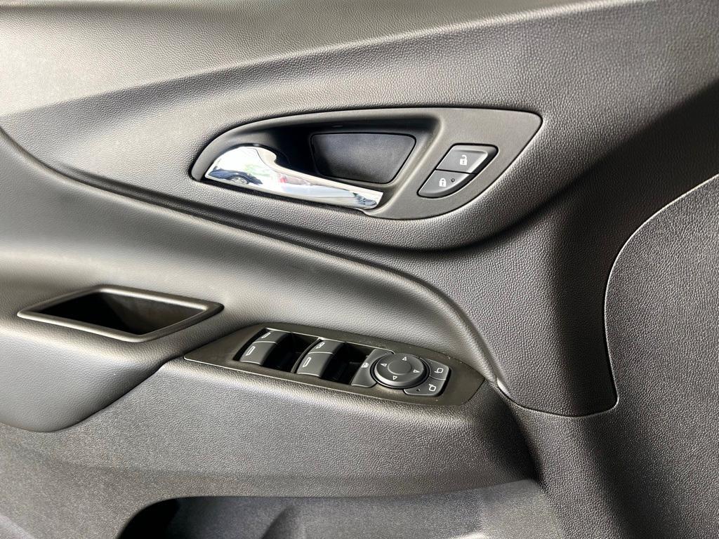 used 2022 Chevrolet Equinox car, priced at $21,922