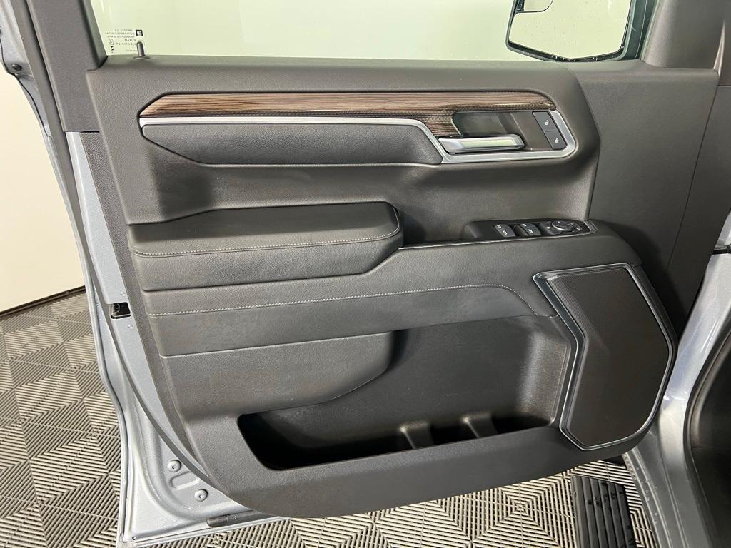 used 2024 Chevrolet Silverado 1500 car, priced at $46,995