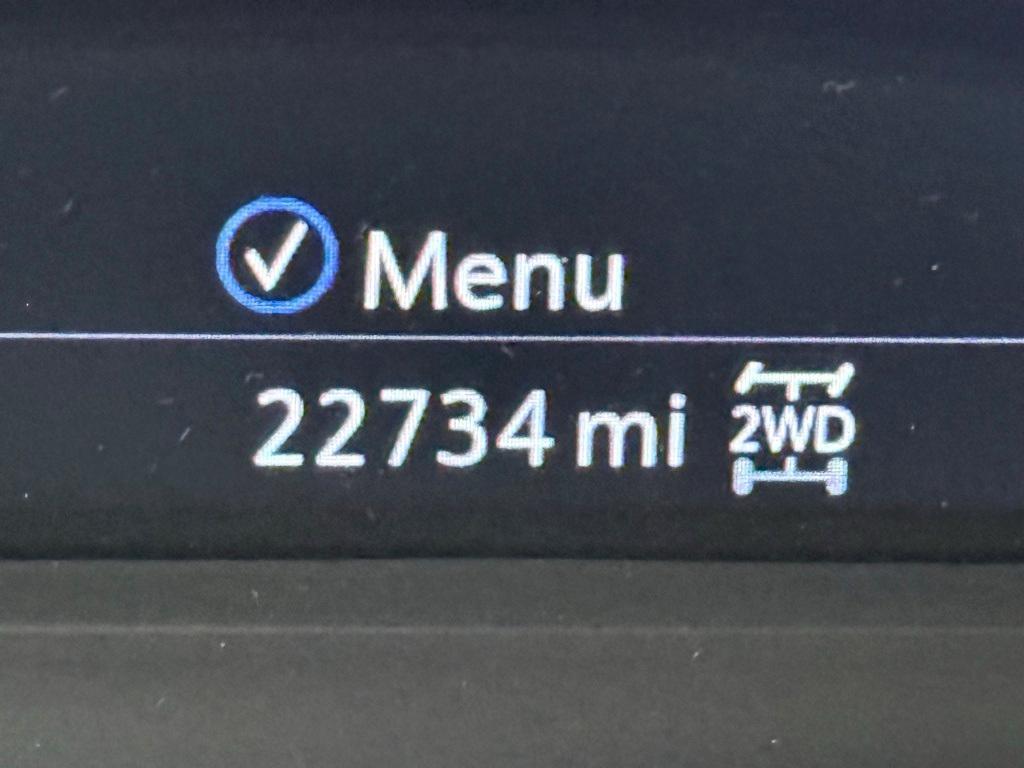 used 2025 Cadillac XT6 car, priced at $44,995