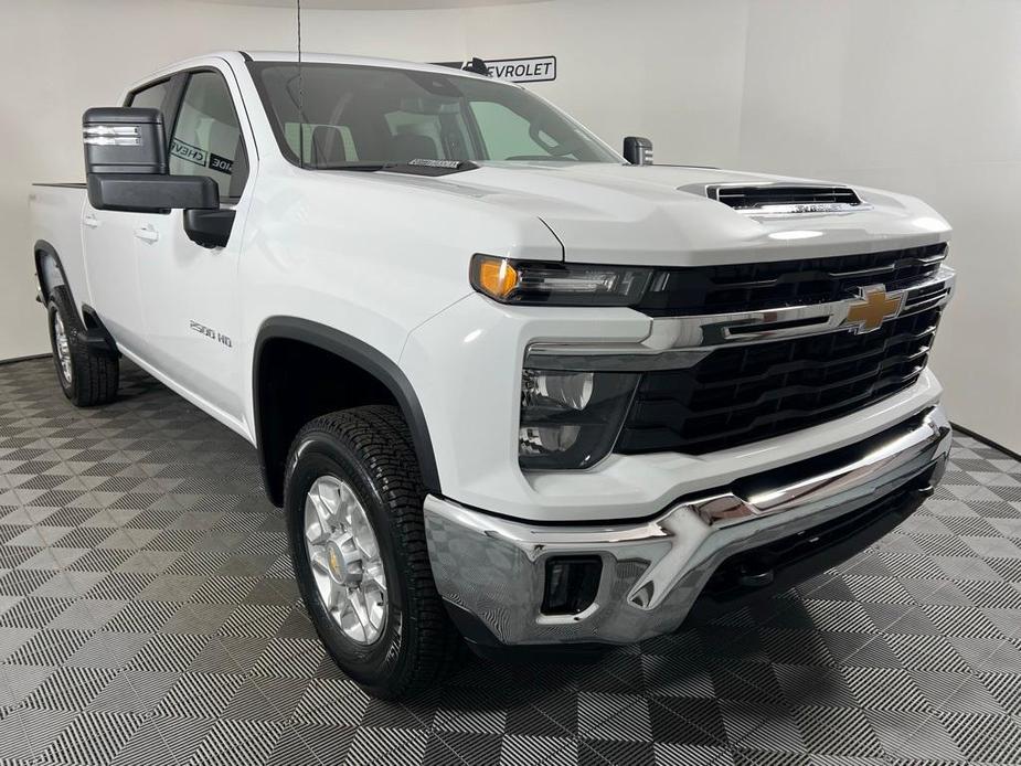 new 2025 Chevrolet Silverado 2500 car, priced at $70,415