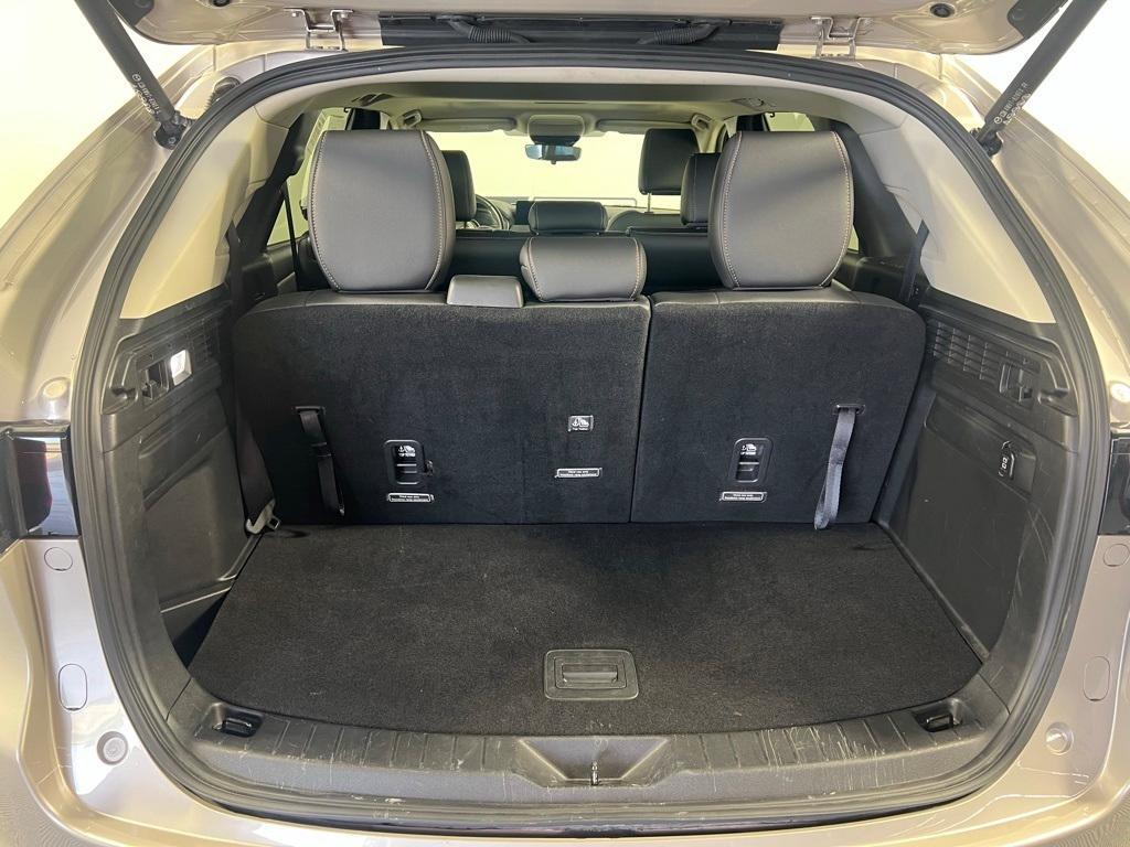used 2025 Mazda CX-90 car, priced at $34,444