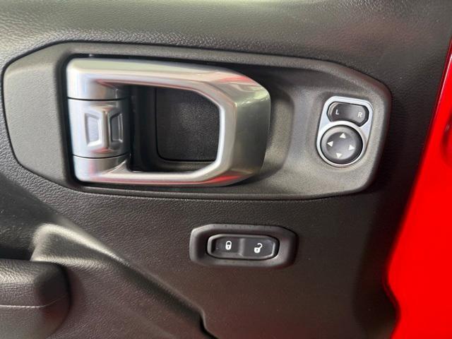 used 2022 Jeep Wrangler Unlimited car, priced at $33,995